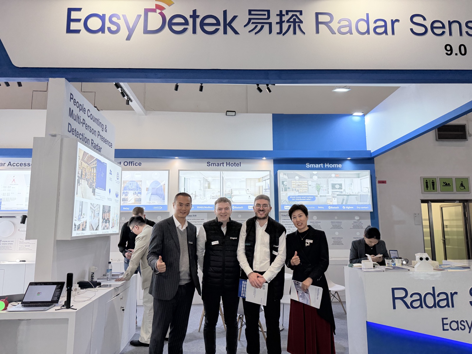 EasyDetek meeting long-term partners during Light + Building 2026